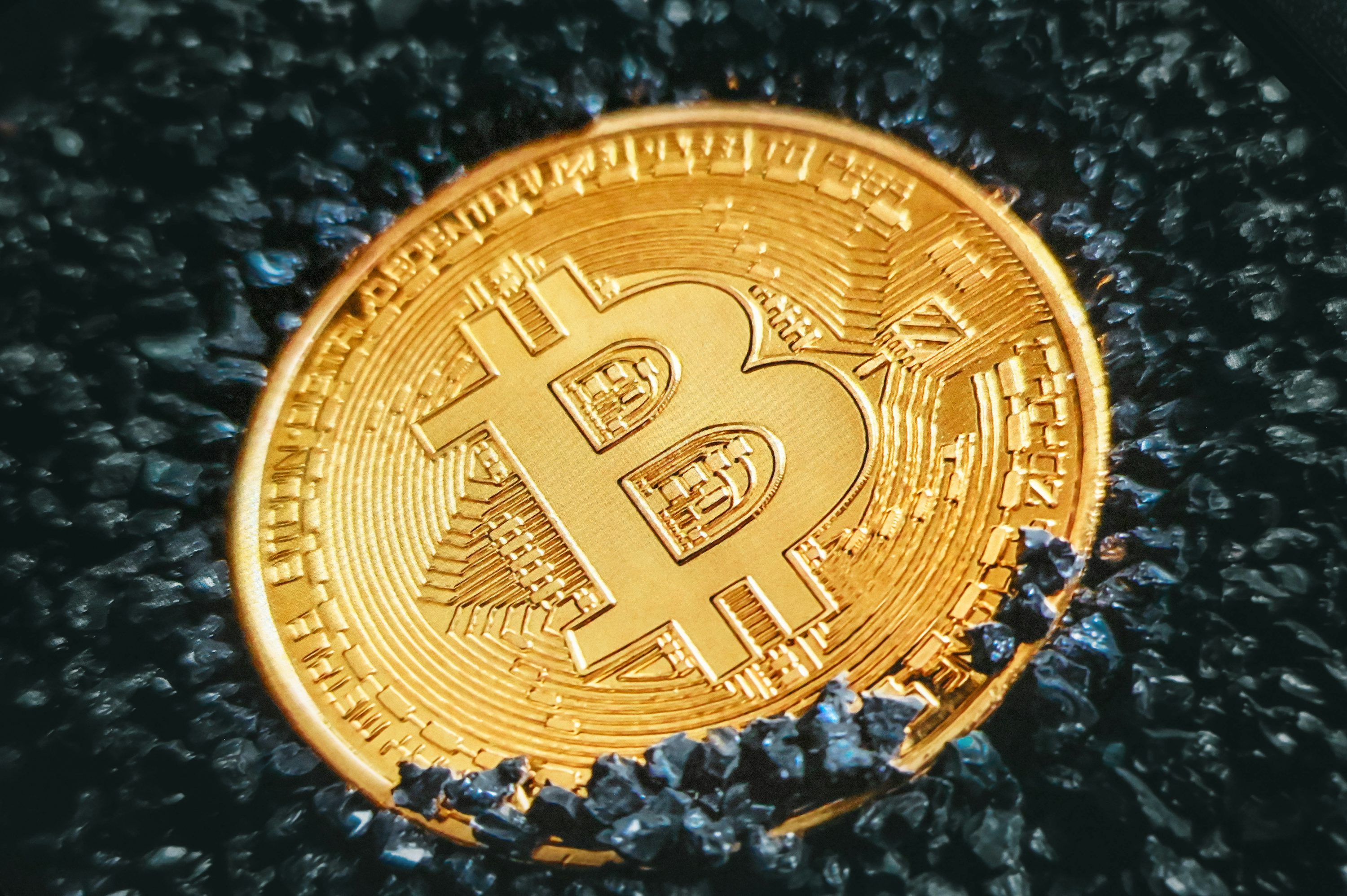 比特币周期峰值预警:专家警告比特币可能接近顶峰